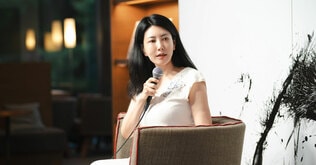 「あんなにしゃべる花嫁は初めて見た」と言われ…しゃべりすぎる人の「脳」を脳科学者・中野信子が解説