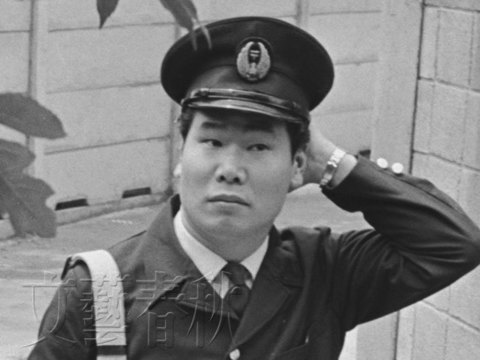 父が堅実な職業につくことを願わずにはいられなかった渥美清