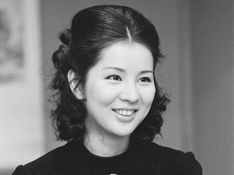 “母にならなかった人生”…伝説の美容ジャーナリストが一度だけ後悔したとき、「吉永小百合の宣言」に共感した理由