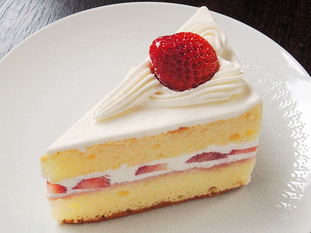 ショートケーキ、シュークリーム…『西洋菓子店プティ・フール』に登場するお菓子を探して