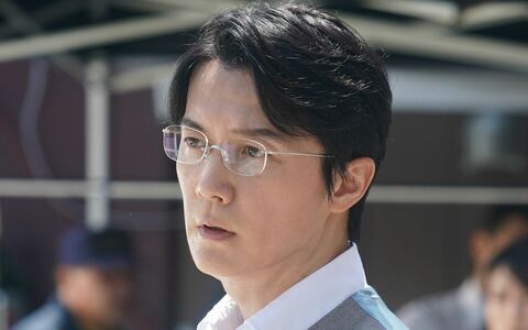 《正義か悪か》変人「ガリレオ」から、ダークヒーロー「神尾武史」が生まれるまで。映画「ブラック・ショーマン」公開記念　福山雅治インタビュー