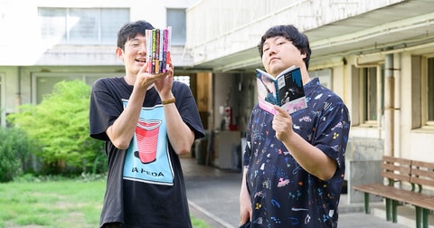 「ほぼ全部運命、みたいな気もしますよね」キングオブコント2025優勝コンビが語る、自分を培ってくれた漫画と、コンビのこと。