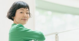 「私は私のために料理をする。そこにとりわけ感情はない」小林聡美のシンプルな日々の食卓