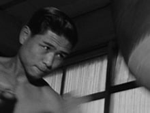 日本人初のボクシング世界王者、白井義男