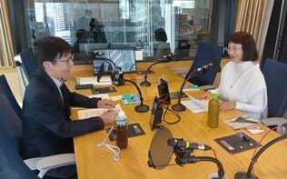 極寒の夜間スピード取り締まりで、反社勢力を相手に…元女性白バイ隊員の苛酷すぎる経験が小説に！